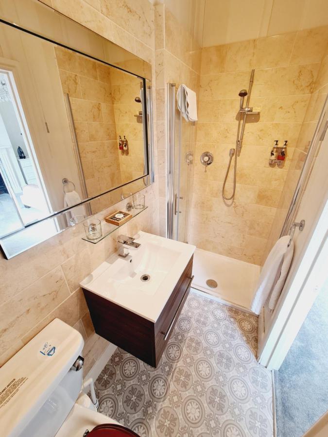 Beaufort Lodge - Central Location & Free Parking Taunton Exterior foto