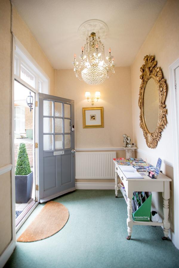 Beaufort Lodge - Central Location & Free Parking Taunton Exterior foto