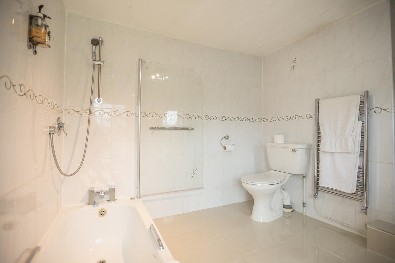 Beaufort Lodge - Central Location & Free Parking Taunton Exterior foto